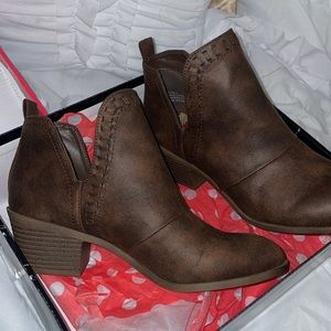 Brown boots